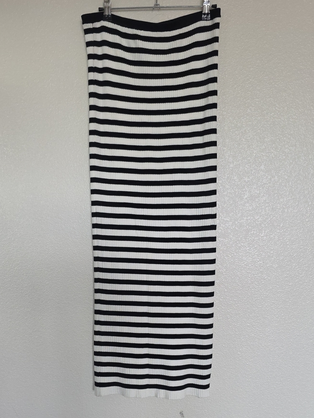 Black & White Striped Ribbed Maxi Skirt - Classic Women’s Pencil Style